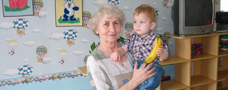 Phot of Orphan and Orphanage Worker